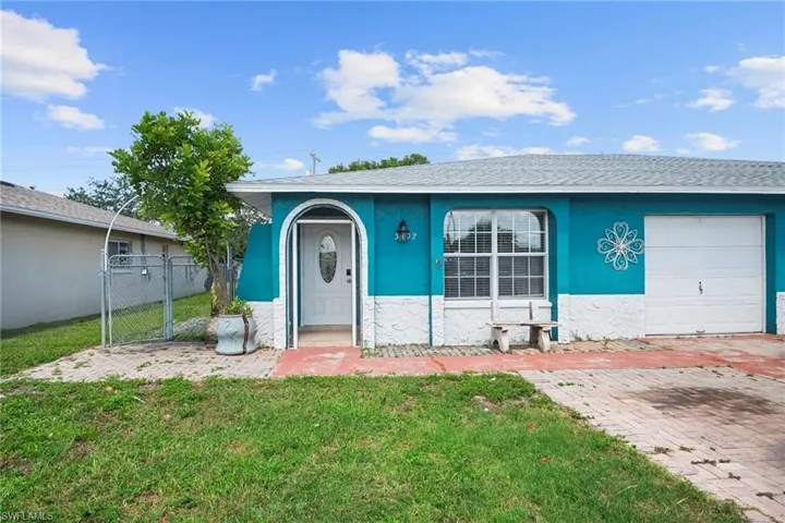3402 Santa Barbara Blvd, Cape Coral, Florida 33914