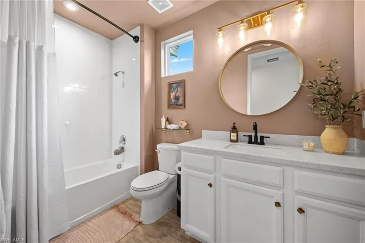 4688  Arboretum  CIR, Naples, FL 34112