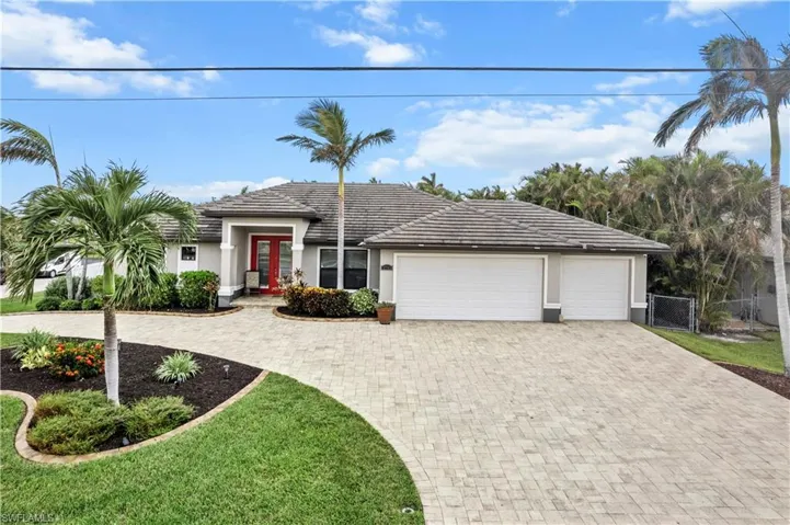 1733  El Dorado W PKWY, Cape Coral, FL 33914