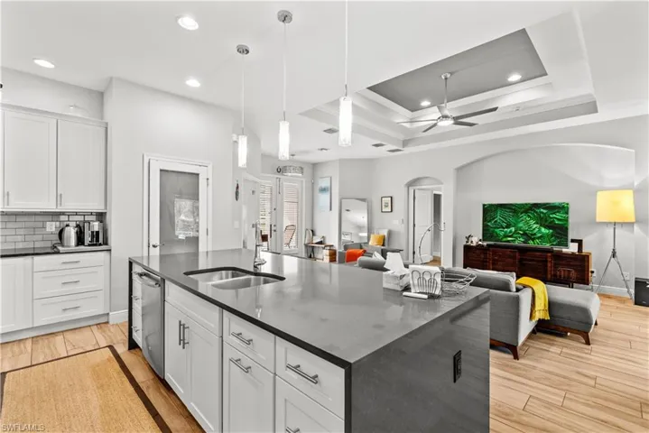 1733  El Dorado W PKWY, Cape Coral, FL 33914