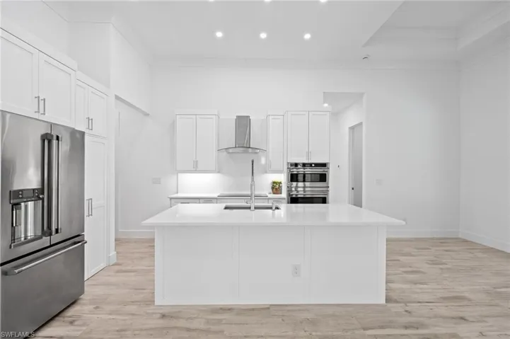 82 Tahiti Rd, Marco Island Fl 34145