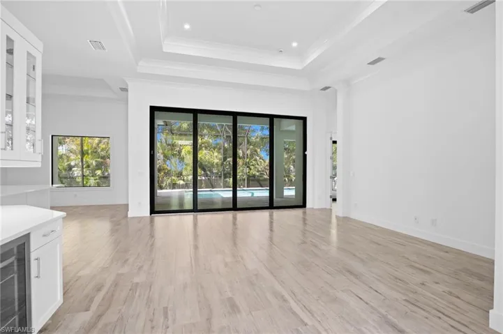 82 Tahiti Rd, Marco Island Fl 34145