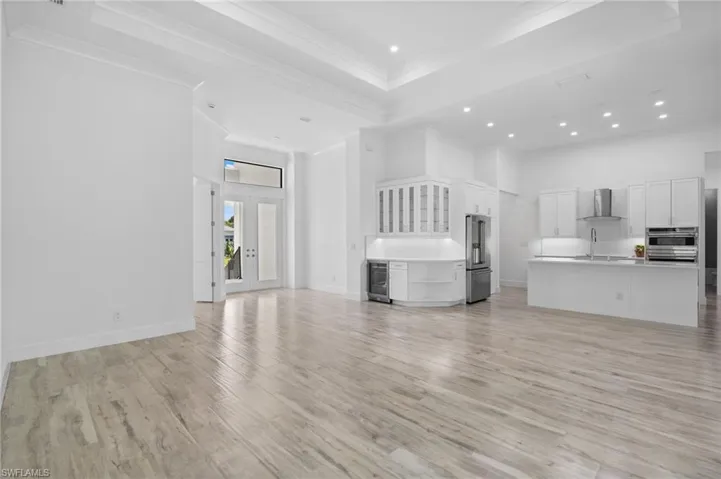 82 Tahiti Rd, Marco Island Fl 34145
