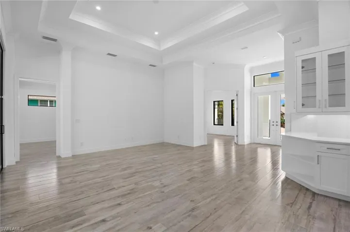 82 Tahiti Rd, Marco Island Fl 34145