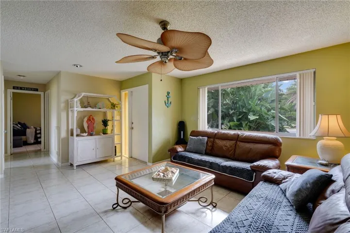 4521 Orchid Blvd, Cape Coral, Florida 33904
