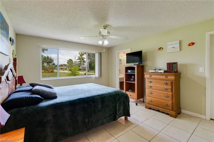 4521 Orchid Blvd, Cape Coral, Florida 33904