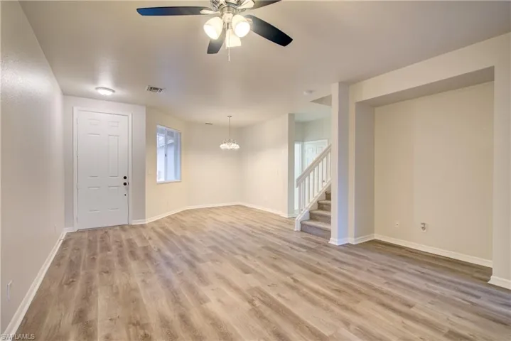 9519  Roundstone  CIR, Fort Myers, FL 33967