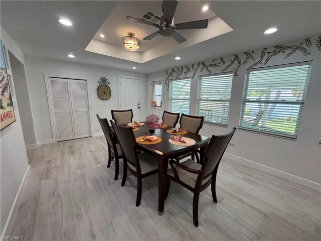 784  11th N ST, Naples, FL 34102