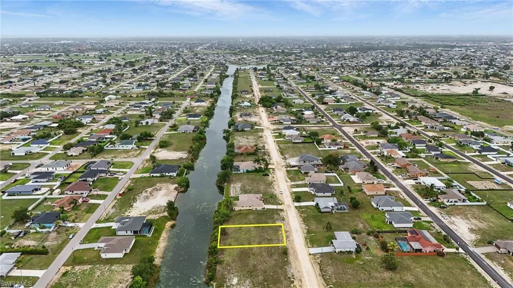 1413 5th PL, Cape Coral, FL 33909,225053405