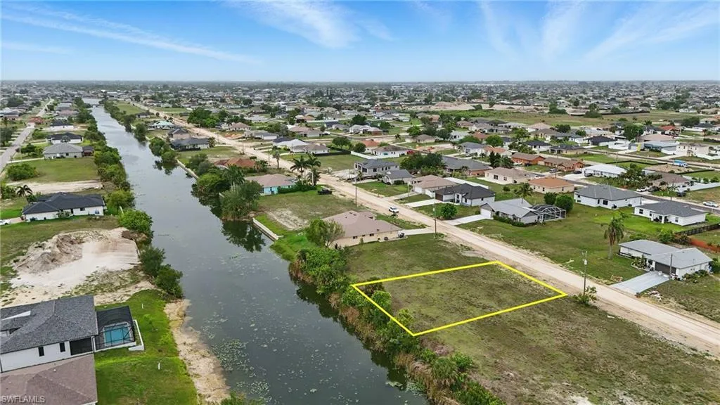 1413 5th PL, Cape Coral, FL 33909,225053405