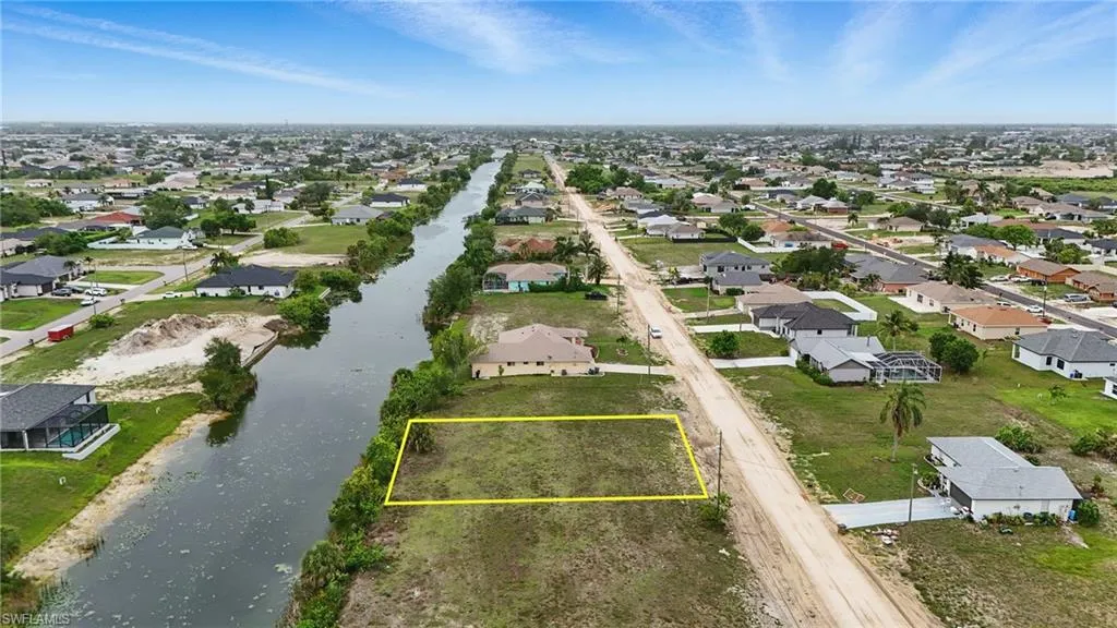 1413 5th PL, Cape Coral, FL 33909,225053405