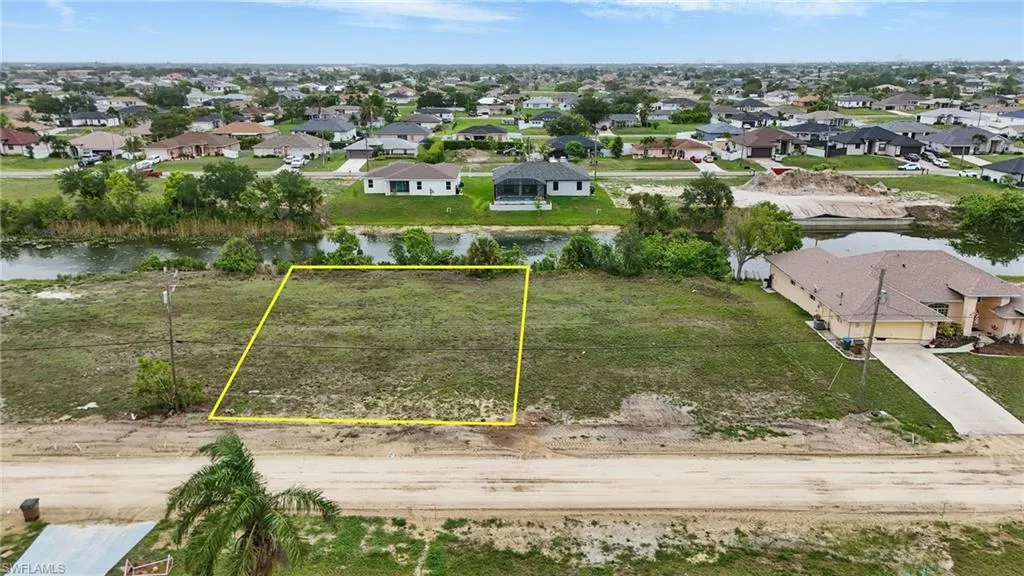 1413 5th PL, Cape Coral, FL 33909,225053405