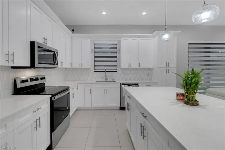 4990  44th NE ST, Naples, FL 34120