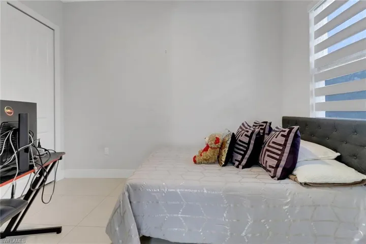 4990  44th NE ST, Naples, FL 34120