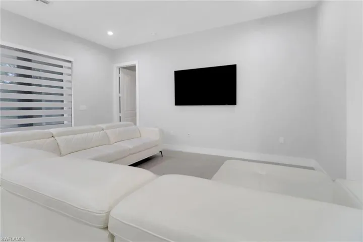 4990  44th NE ST, Naples, FL 34120