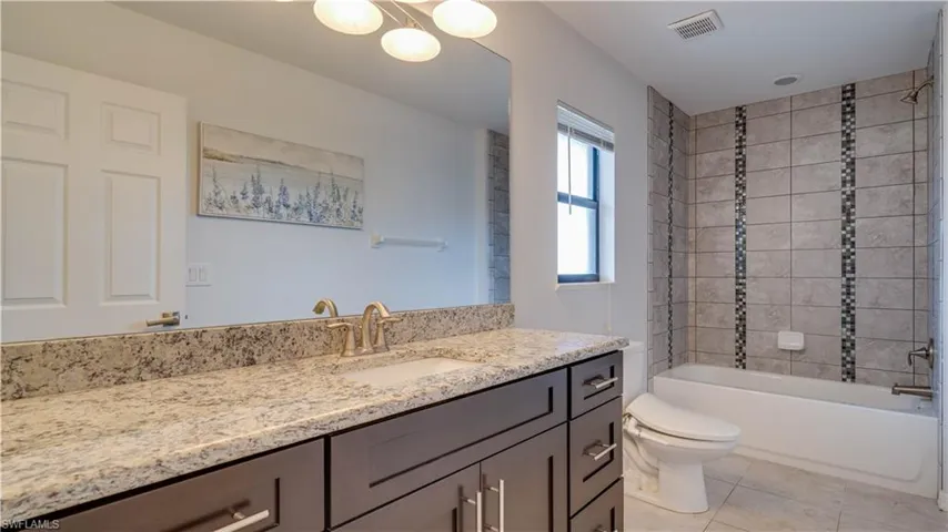 Spare Pool Bathroom
