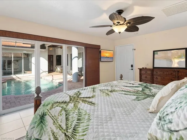 1309 Briarwood Ct, Naples, Florida 34104