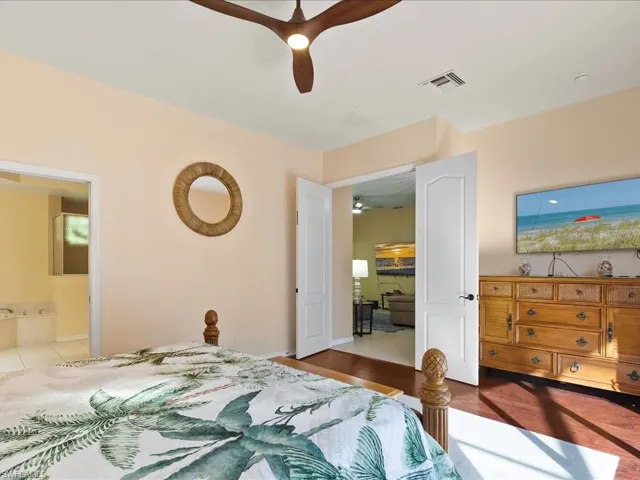1309 Briarwood Ct, Naples, Florida 34104