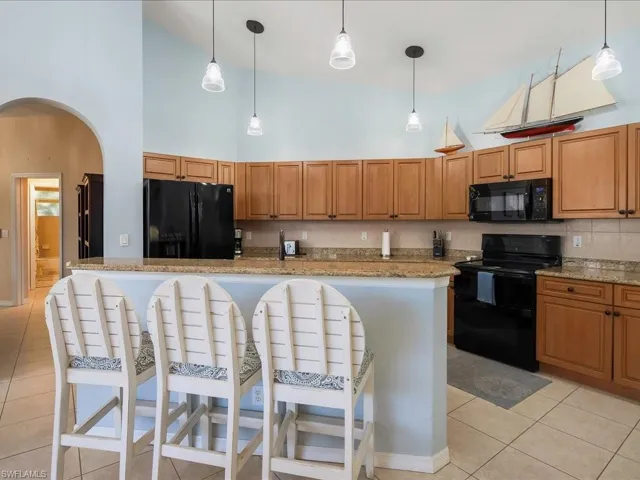 1309 Briarwood Ct, Naples, Florida 34104