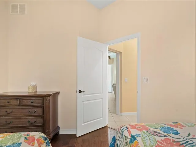 1309 Briarwood Ct, Naples, Florida 34104