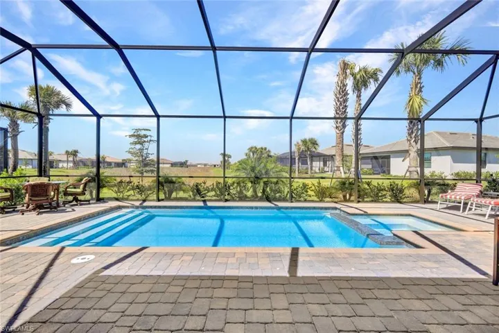 large pool and spa with western exposure for sunsets