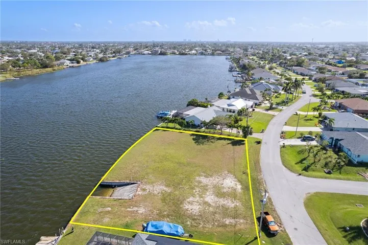 159 Se 6th St, Cape Coral, Florida 33990