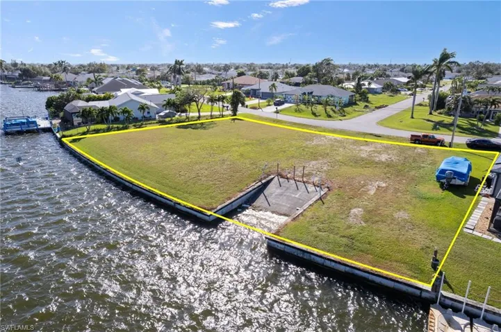 159 Se 6th St, Cape Coral, Florida 33990