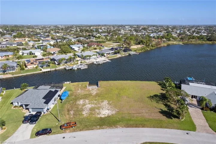 159 Se 6th St, Cape Coral, Florida 33990