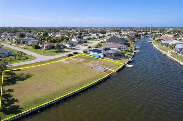 159 Se 6th St, Cape Coral, Florida 33990
