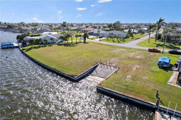 159 Se 6th St, Cape Coral, Florida 33990