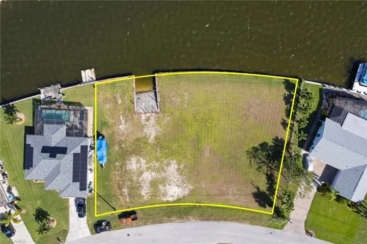 159 Se 6th St, Cape Coral, Florida 33990
