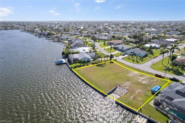 159 Se 6th St, Cape Coral, Florida 33990