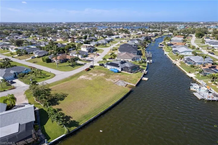 159 Se 6th St, Cape Coral, Florida 33990