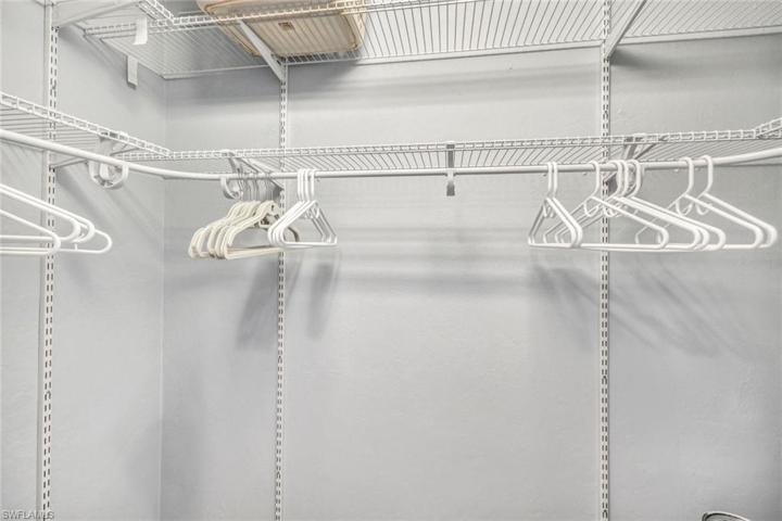 Master Bedroom - walk-in closet