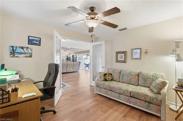 3527 SE 22nd  PL, Cape Coral, FL 33904