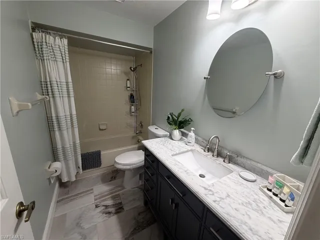 5883 Sand Oak Dr, Fort Myers, Florida 33919