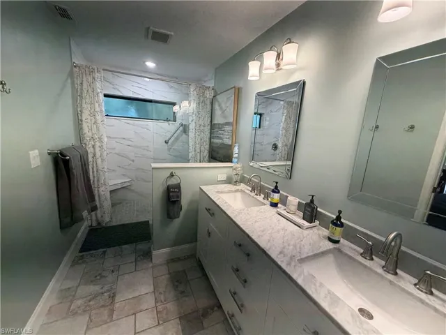 5883 Sand Oak Dr, Fort Myers, Florida 33919