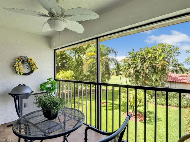 Wide Screened In Lanai with Tile Flooring