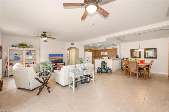 3957 Pomodoro Cir 201, Cape Coral, Florida 33909