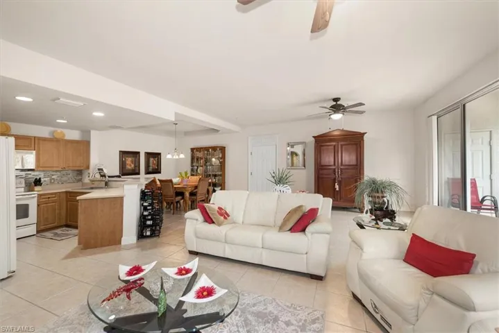 3957 Pomodoro Cir 201, Cape Coral, Florida 33909