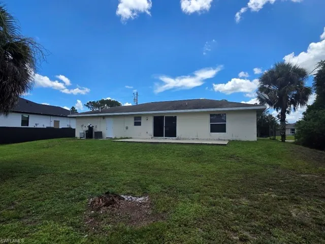 348 Rancho Ave, Lehigh Acres, Florida 33974
