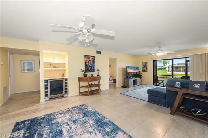 816 Sw 48th Ter 102, Cape Coral, Florida 33914