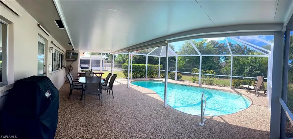 1406 S Larkwood Sq, Fort Myers, Florida 33919
