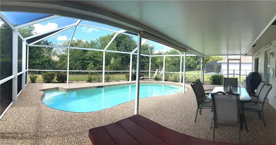 1406 S Larkwood Sq, Fort Myers, Florida 33919