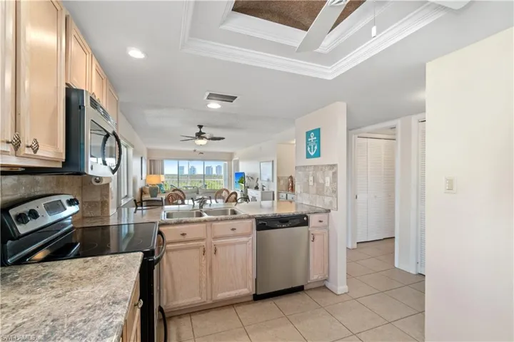 26371  Hickory  BLVD, Bonita Springs, FL 34134