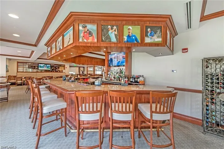6700  Dennis  CIR, Naples, FL 34104