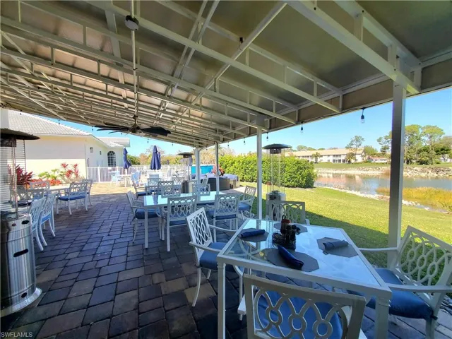 6700  Dennis  CIR, Naples, FL 34104