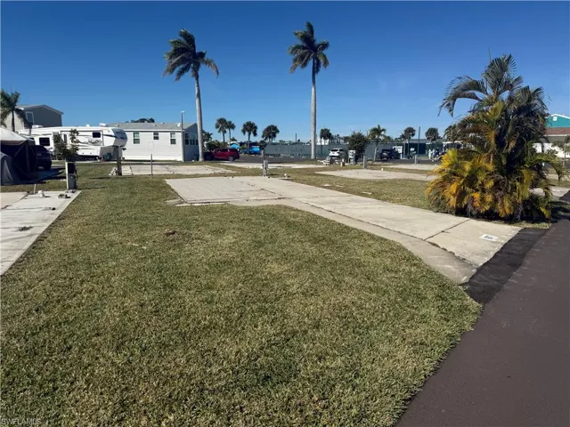 19681 Summerlin #87 Rd, Fort Myers, Florida 33908