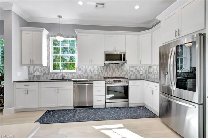 3164  Serena  LN, Naples, FL 34114