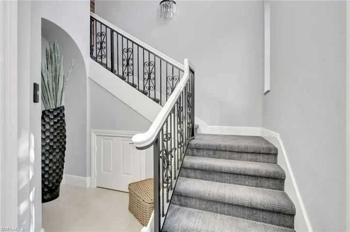 3164  Serena  LN, Naples, FL 34114